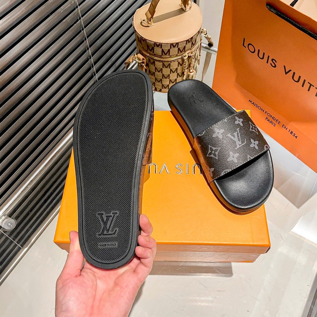 14E195Z Popular Slippers