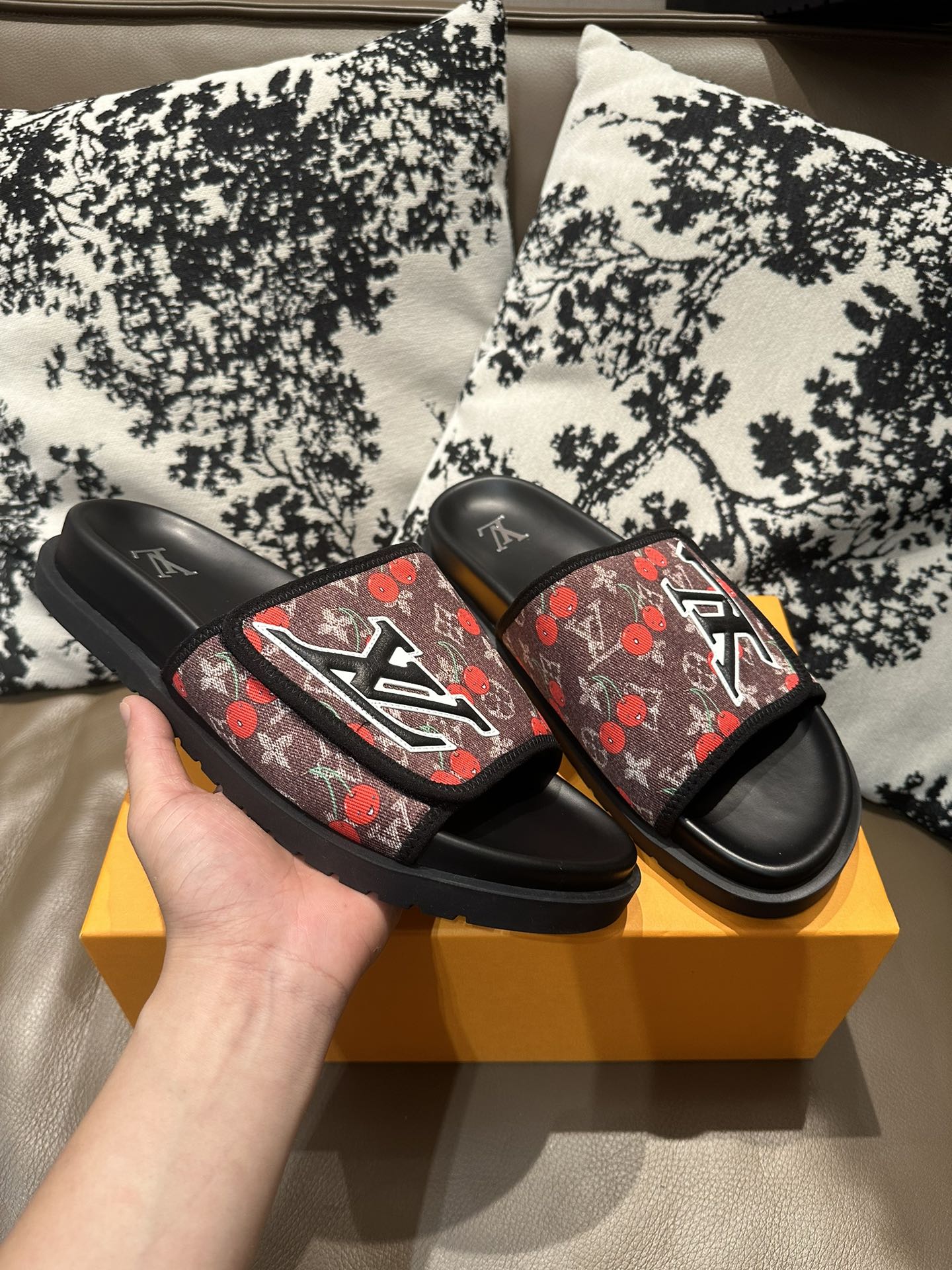 285ZE28Z  Popular leather Shoes