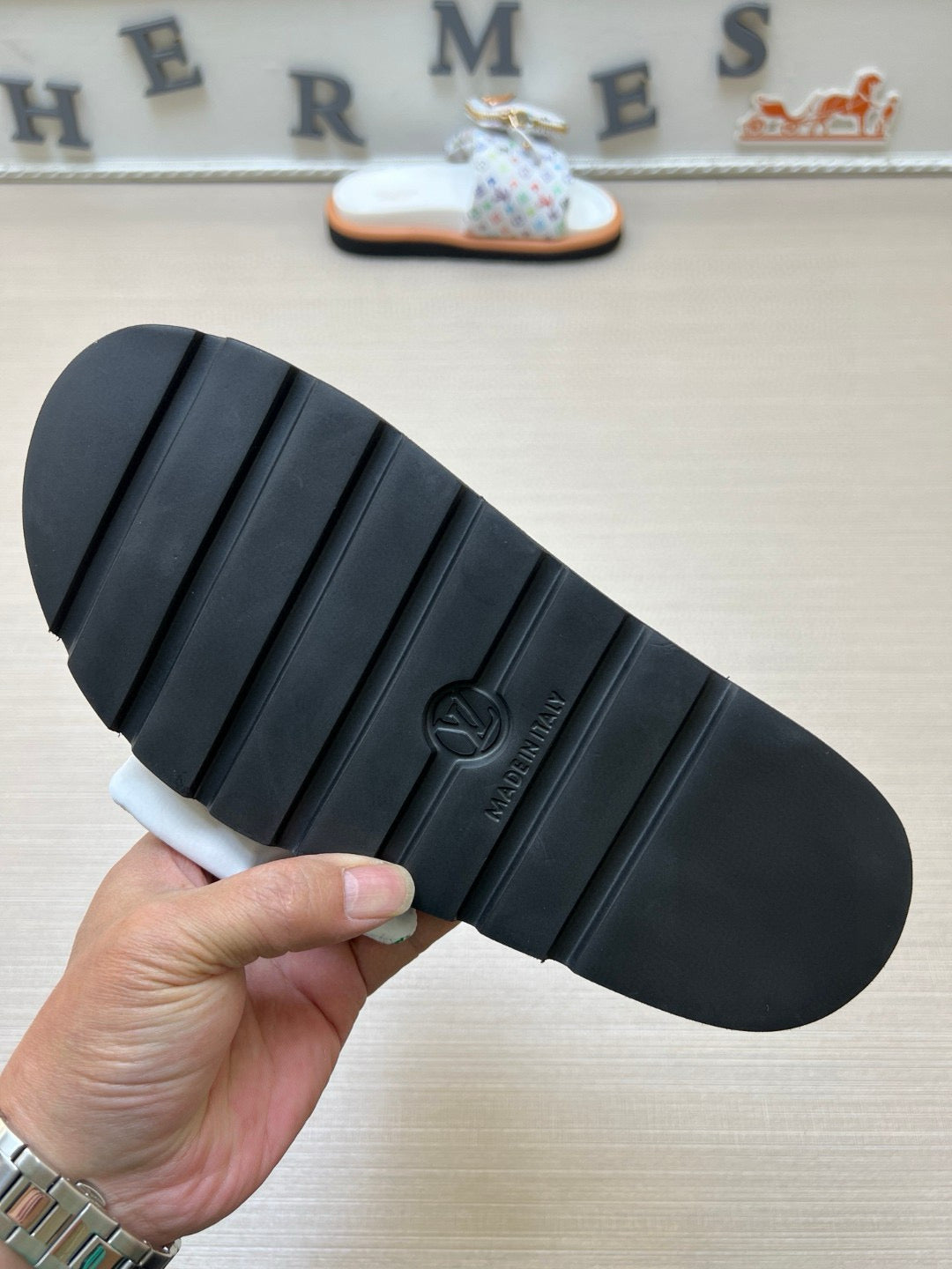 5QE1Z Popular Slippers