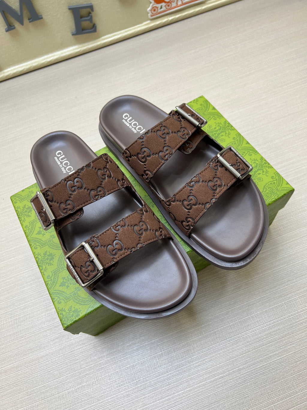 5QB15Z Popular Slippers