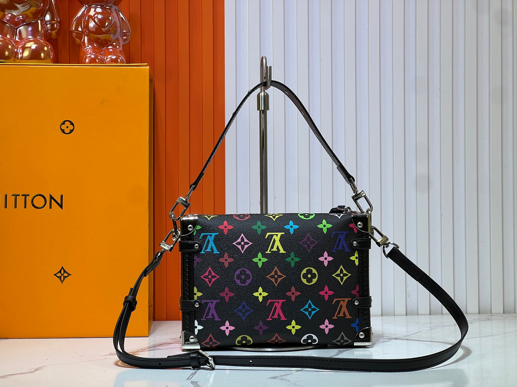 1WE101B Popular leather bag