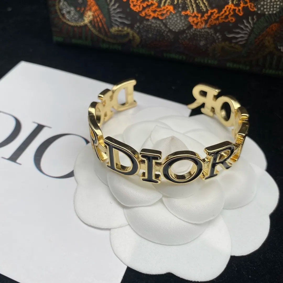 1YD27K  Popular  Bracelets
