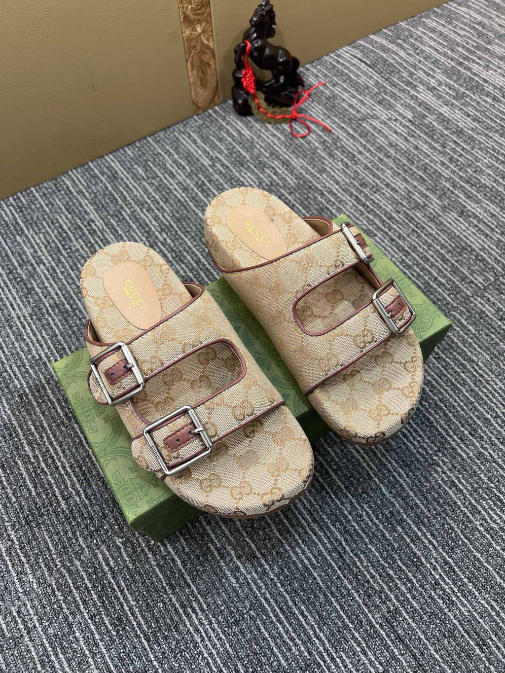 5QB17Z Popular shoes