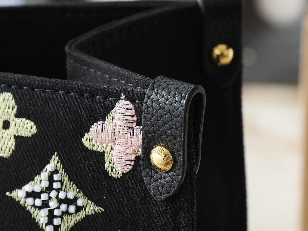 15RE22B Popular  genuine leather embroidered bag