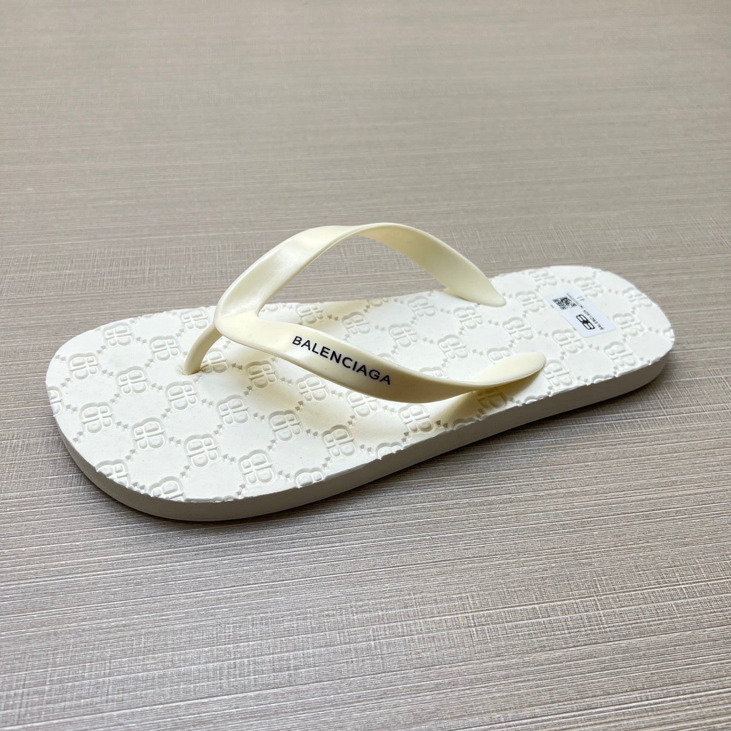 5QB16Z Popular Slippers