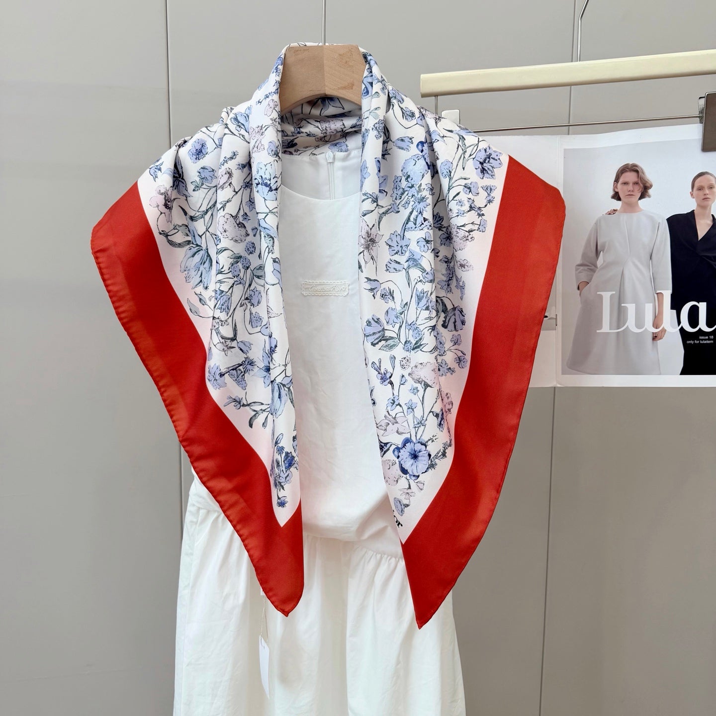136ND20W Popular Silk Scarve