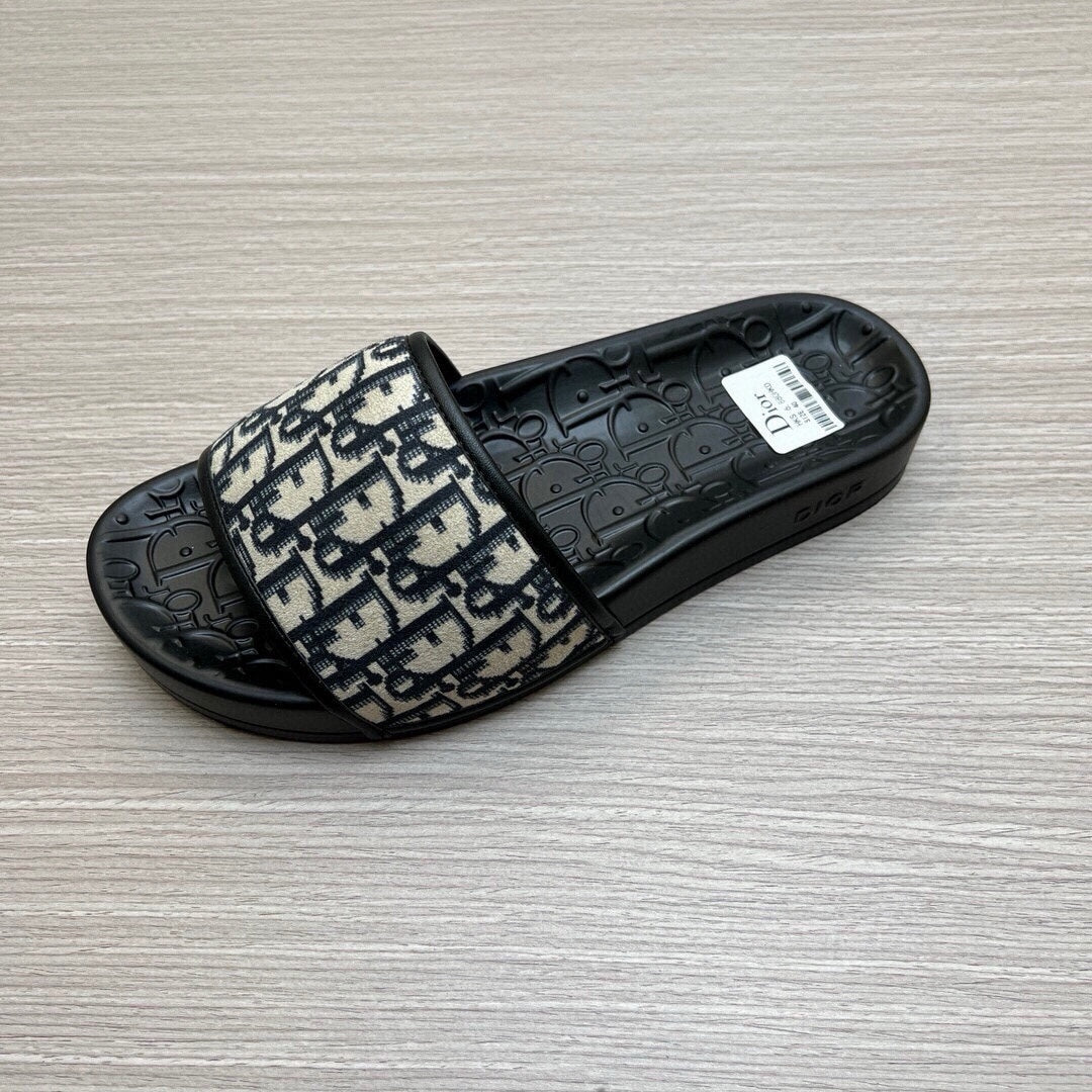 5LD214Z Popular Slippers