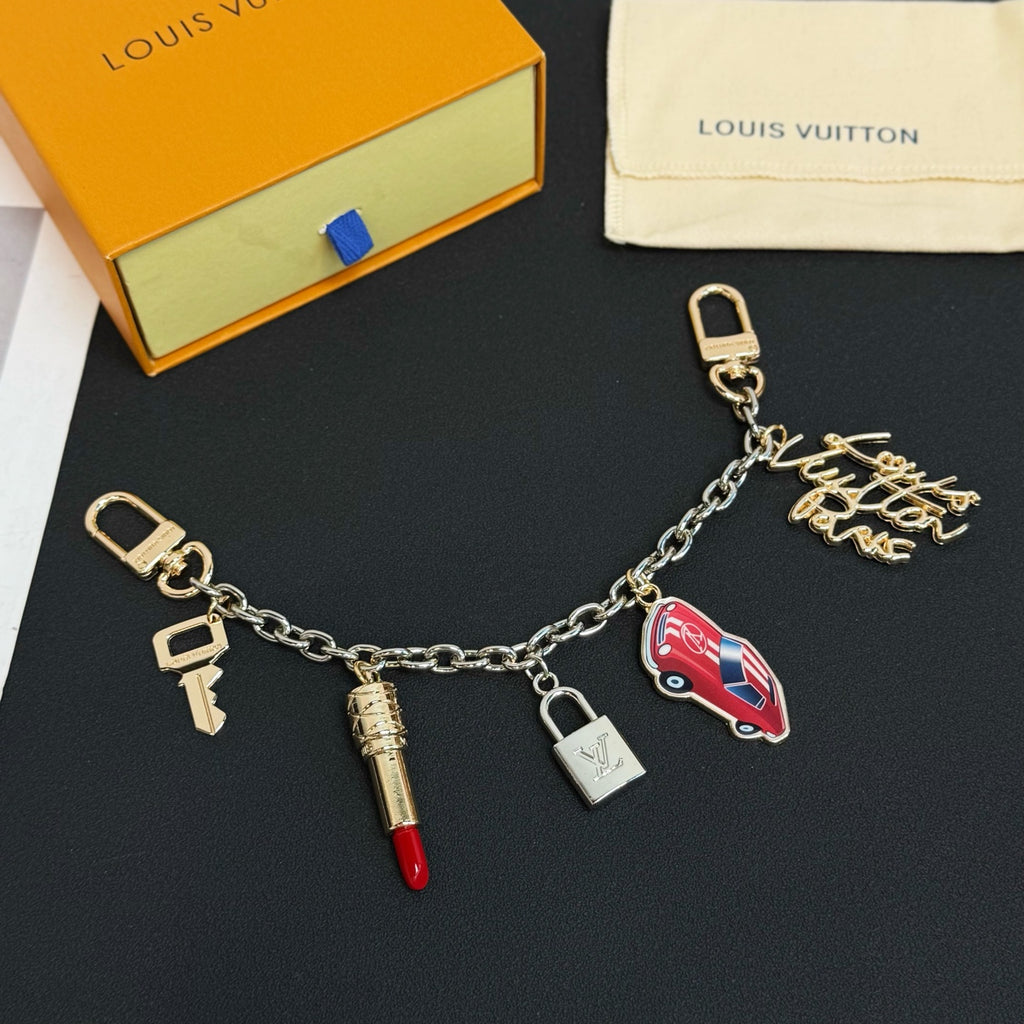 35QE34A Popular bag 's charms accessories