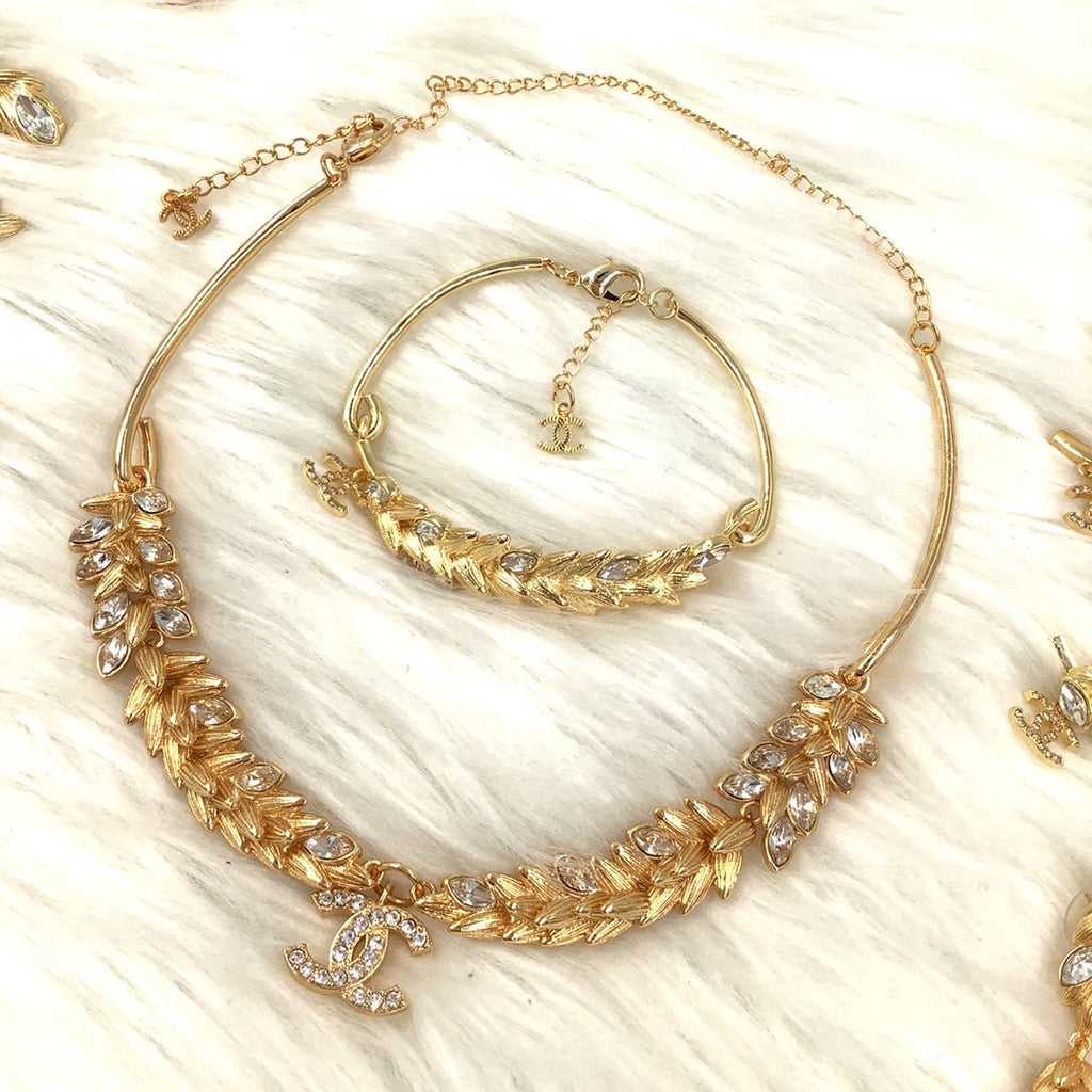 15QC68X Popular Necklace .Bracelet.earring