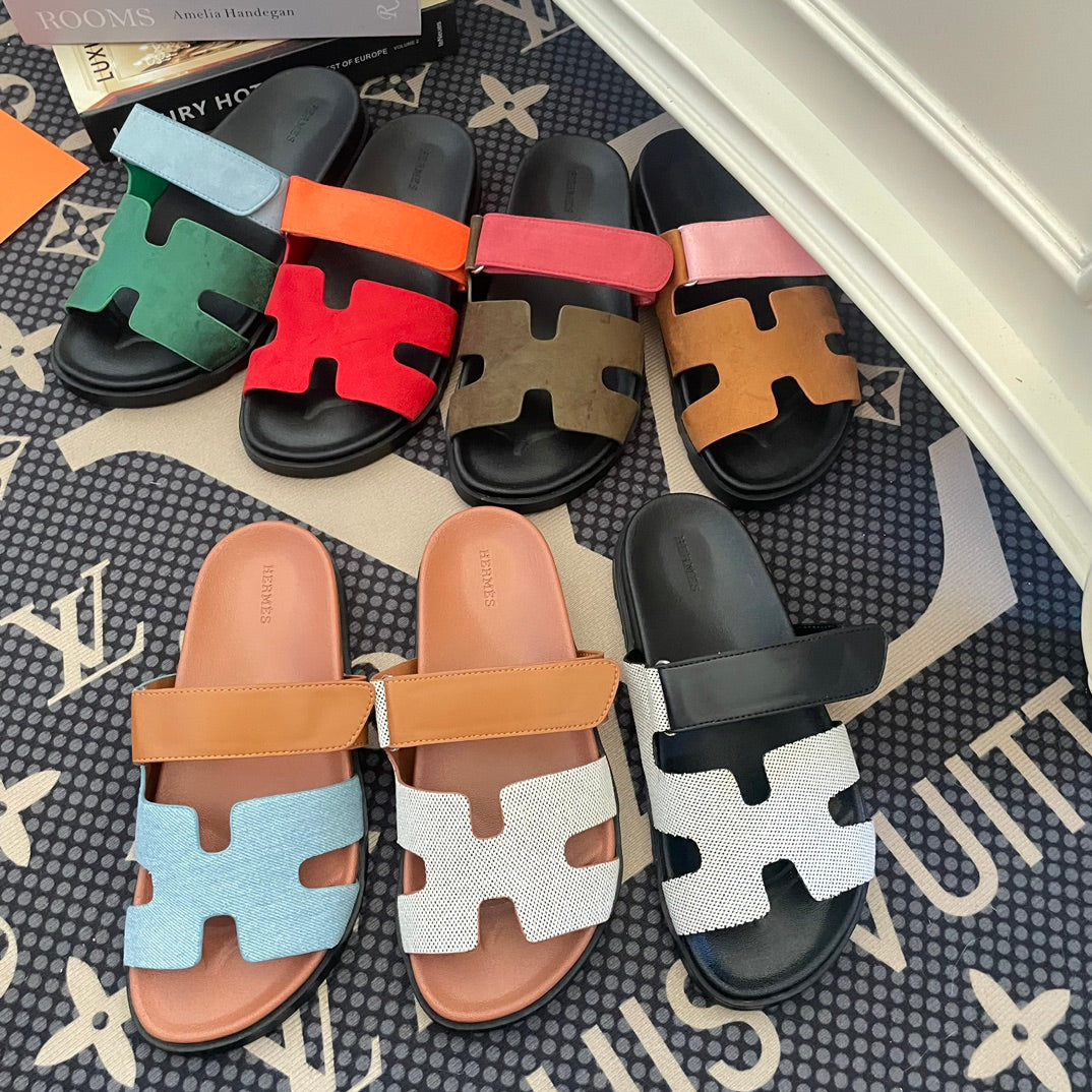 14H72Z Popular Slippers