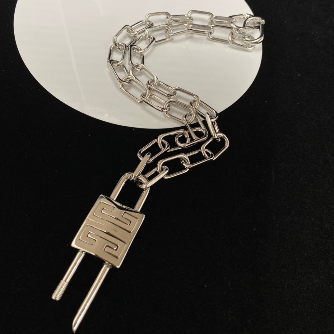 55QA389X Popular Necklaces