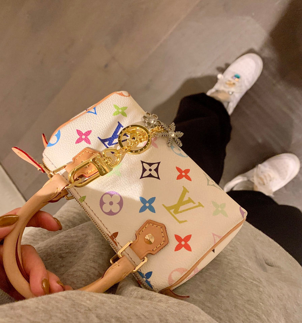35ZE96A Popular bag 's charms accessories