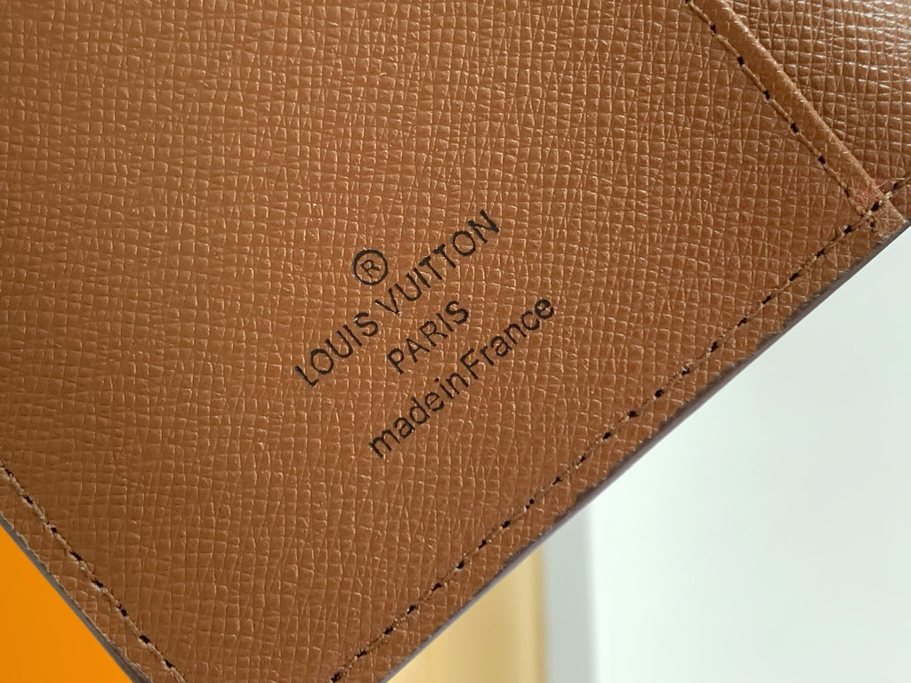 1XE73B Popular   leather wallets with package