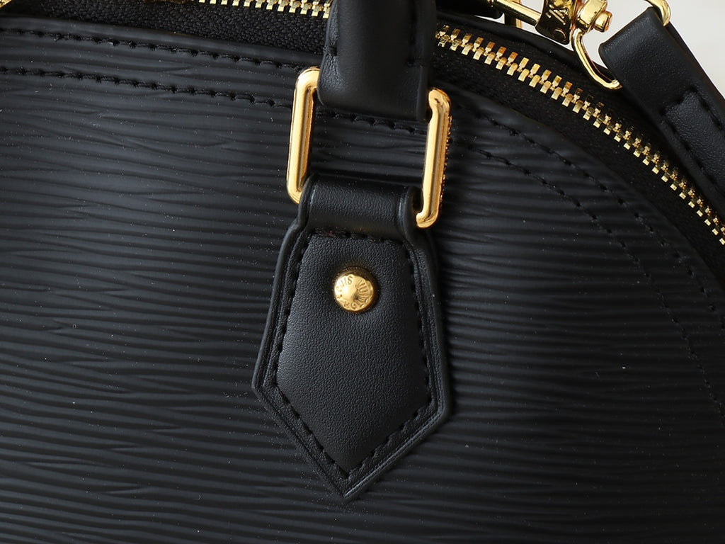 146PE103B Popular leather bag