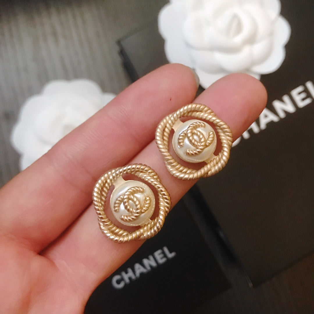 15QC9E Popular Earrings