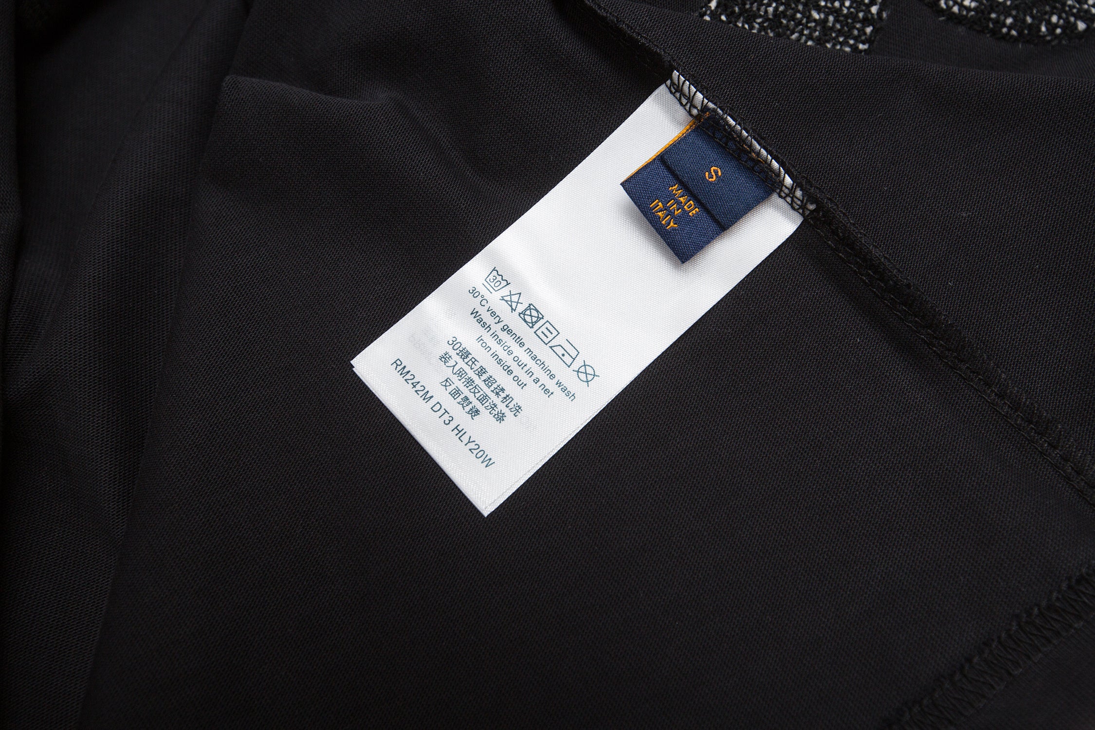 185ZE134U Popular Sweaters