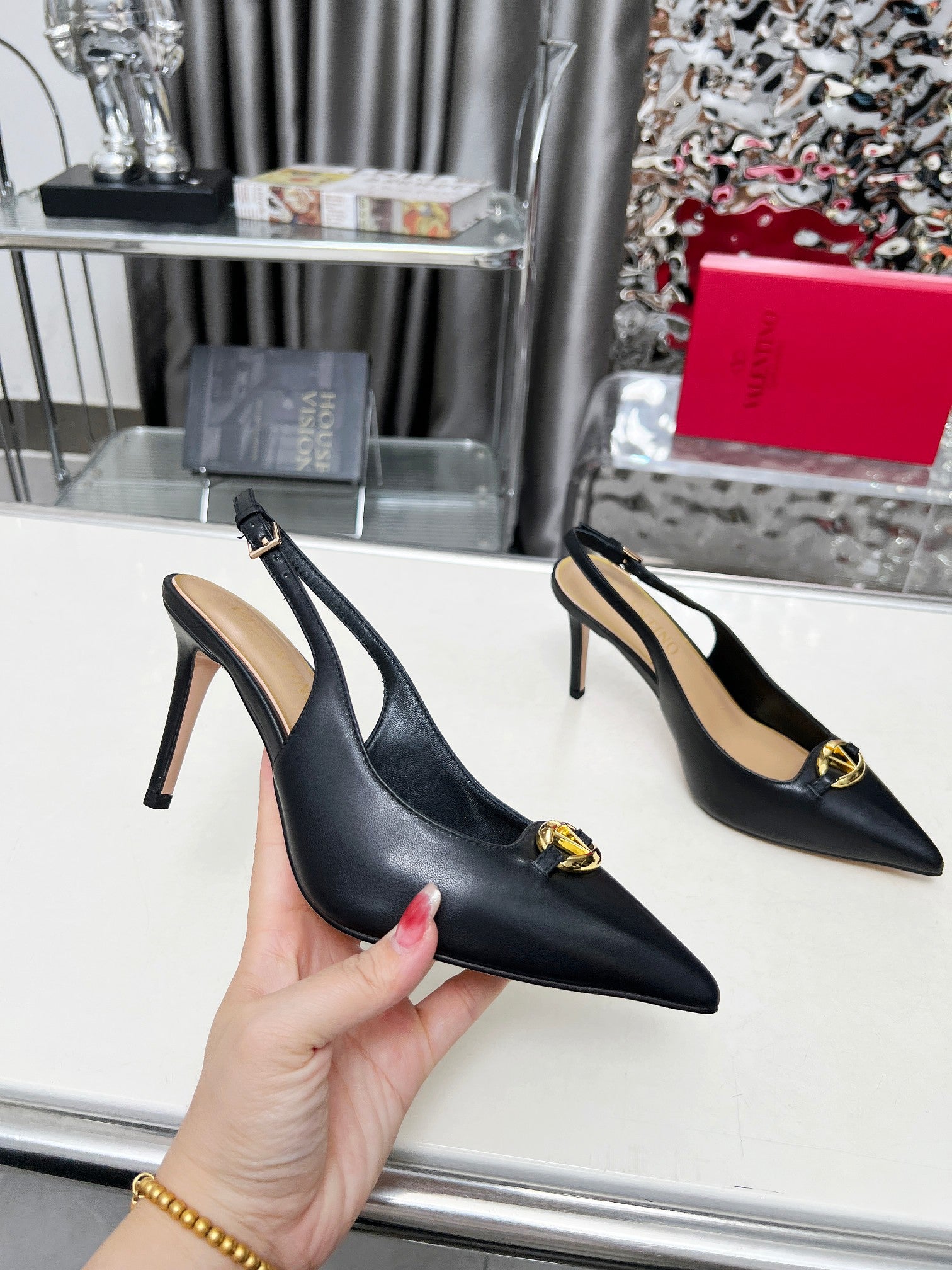 245RVL17Z  Popular leather  High heels