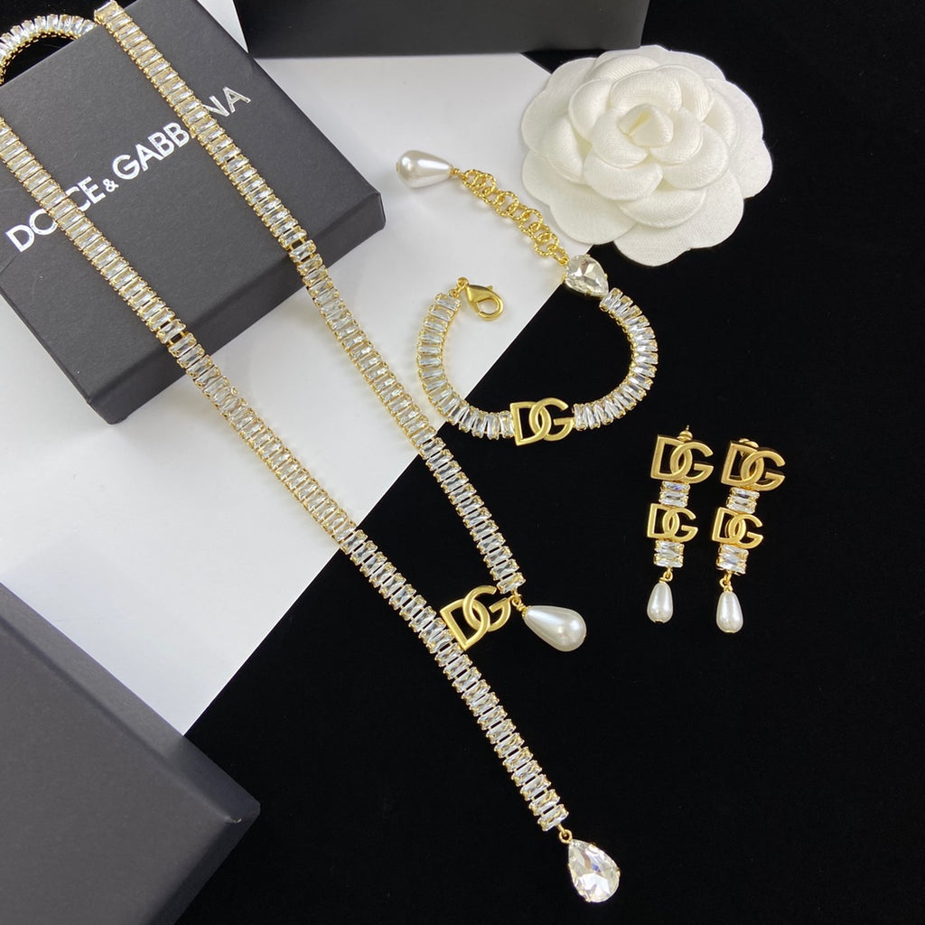 55QA450X Popular Necklace.Bracelet.earring