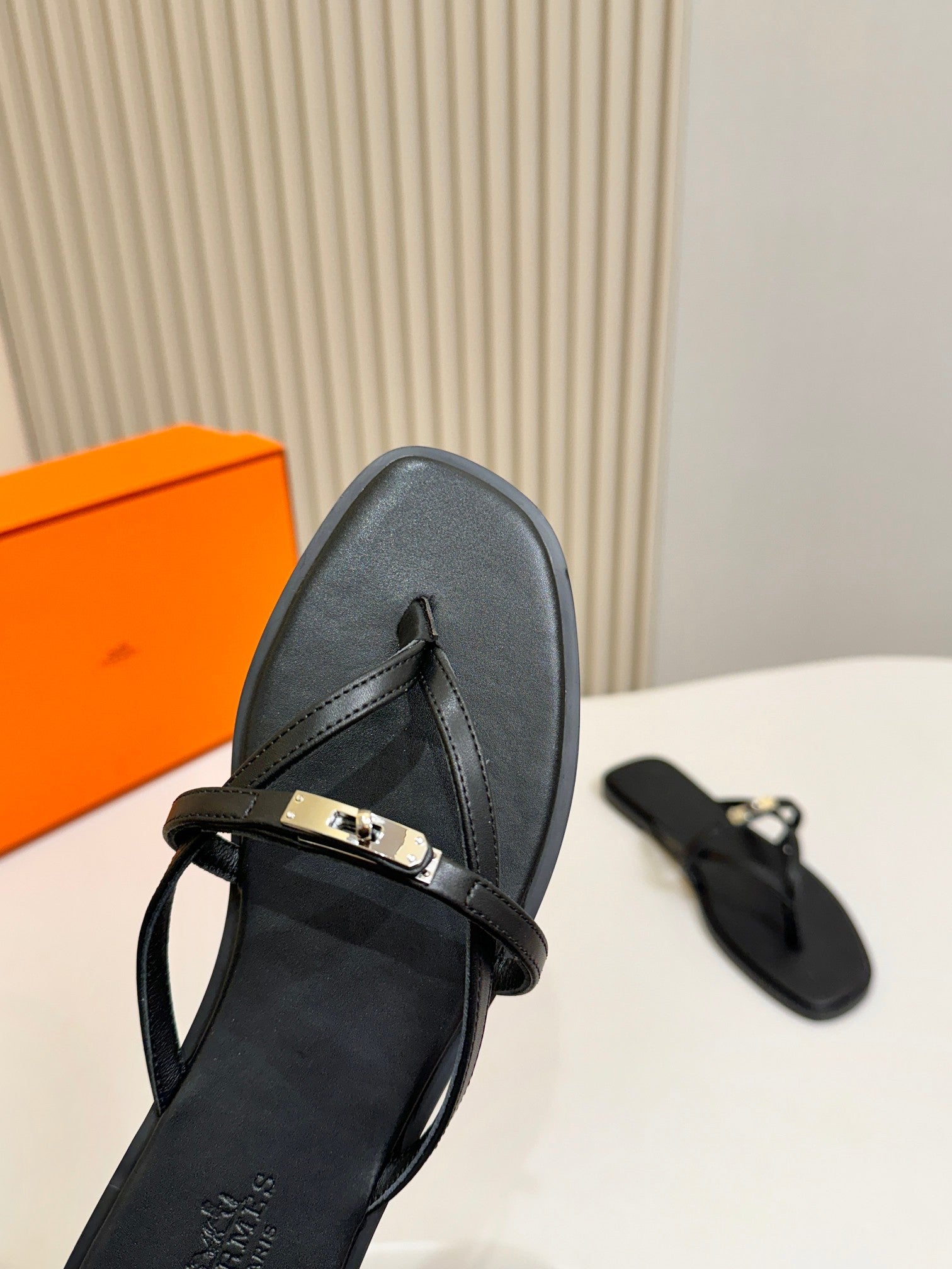 Z2X66H6 Popular high-quality leather Shoes