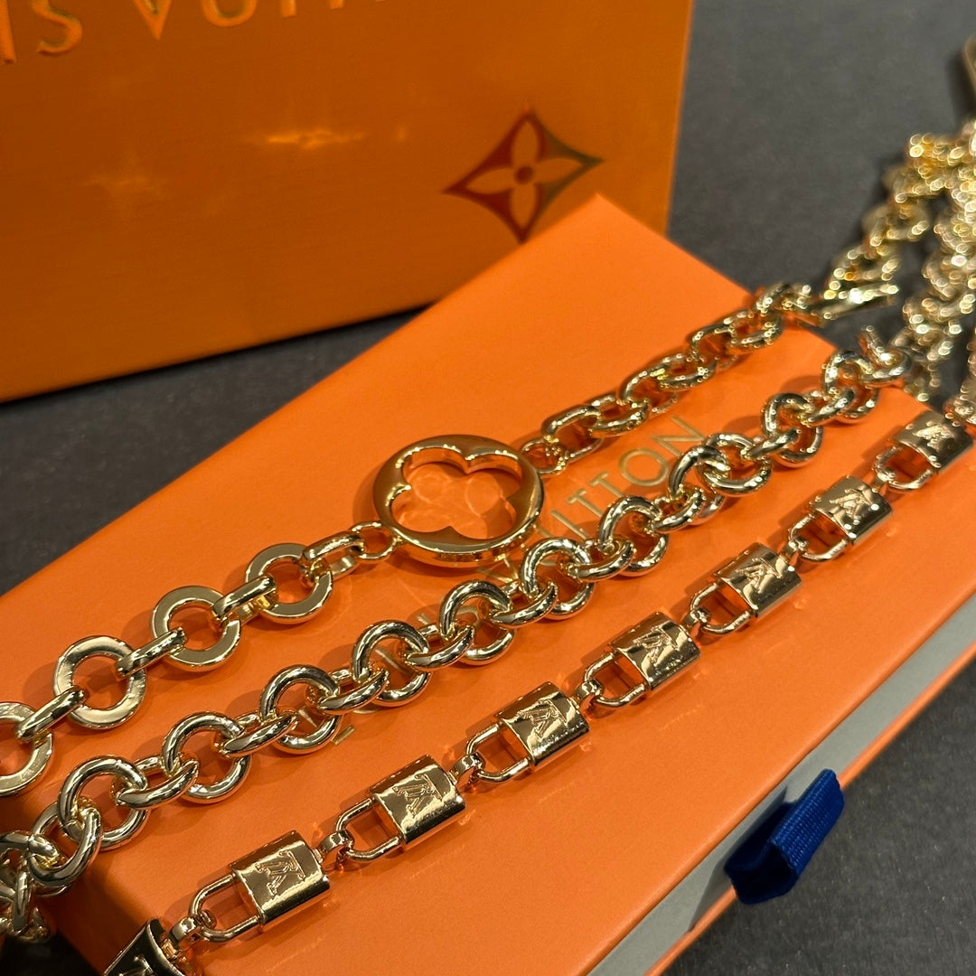 346RE13A Popular bag 's charms accessories