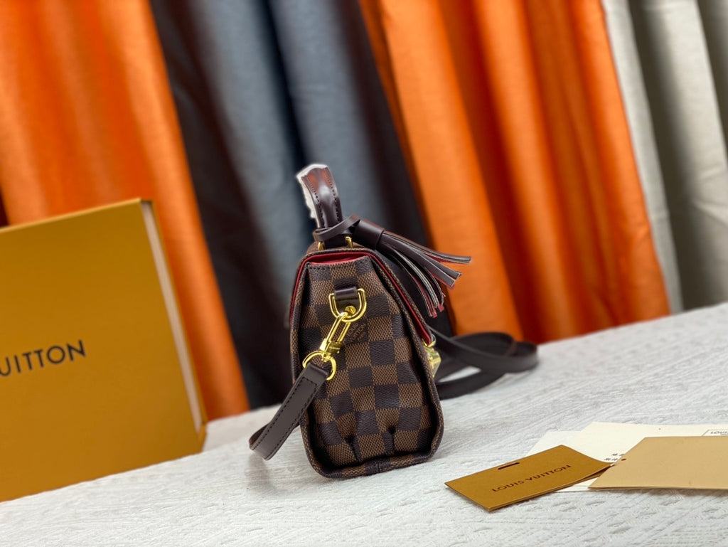 1WE2B Popular leather Bags