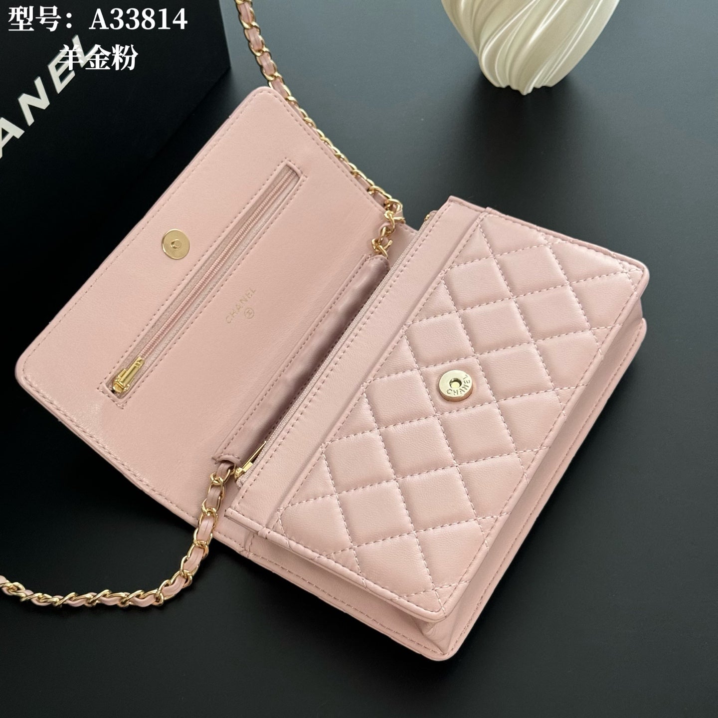 B1X66C17 Popular leather bag