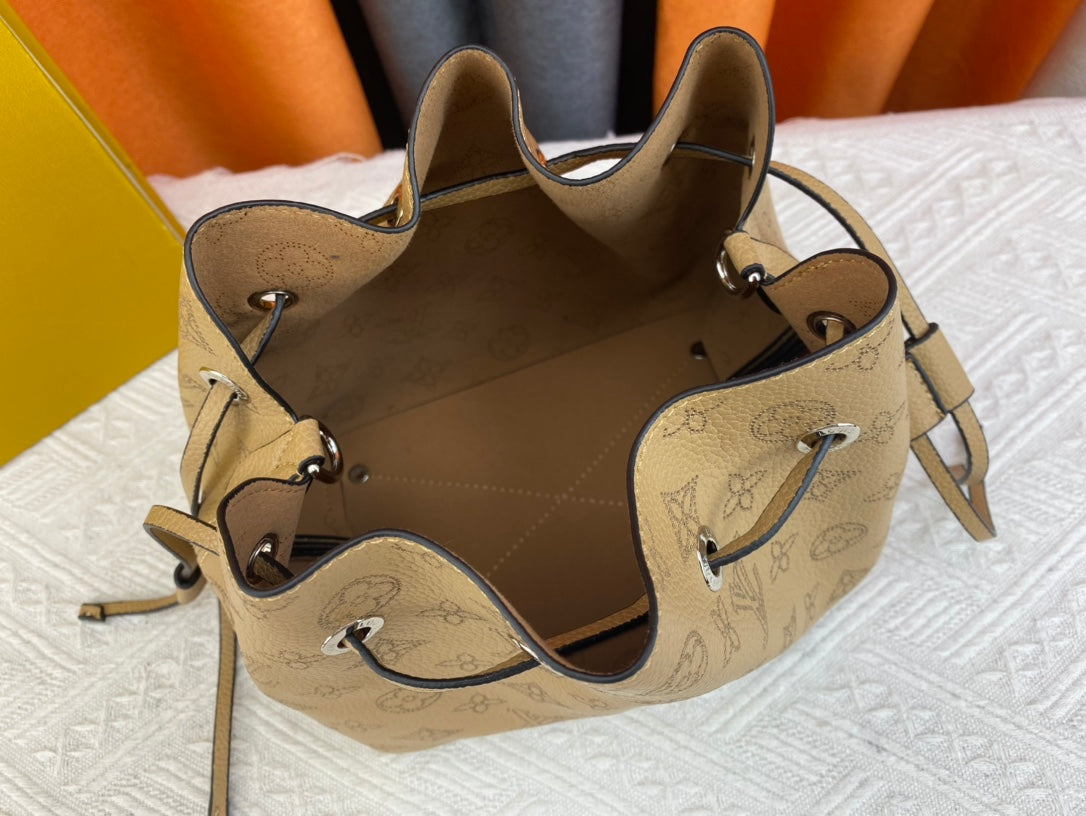 165NE98B Popular   leather bag