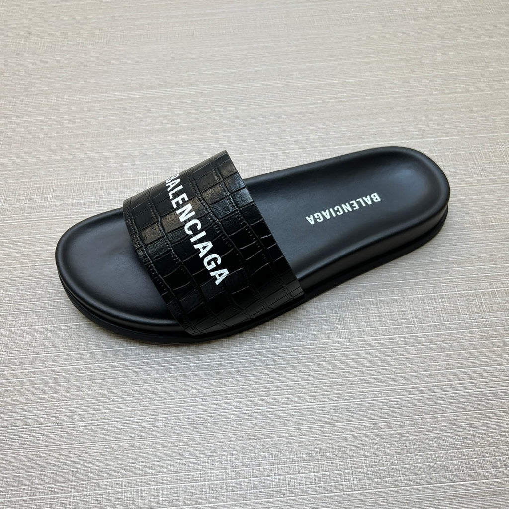 54J99Z Popular slippers