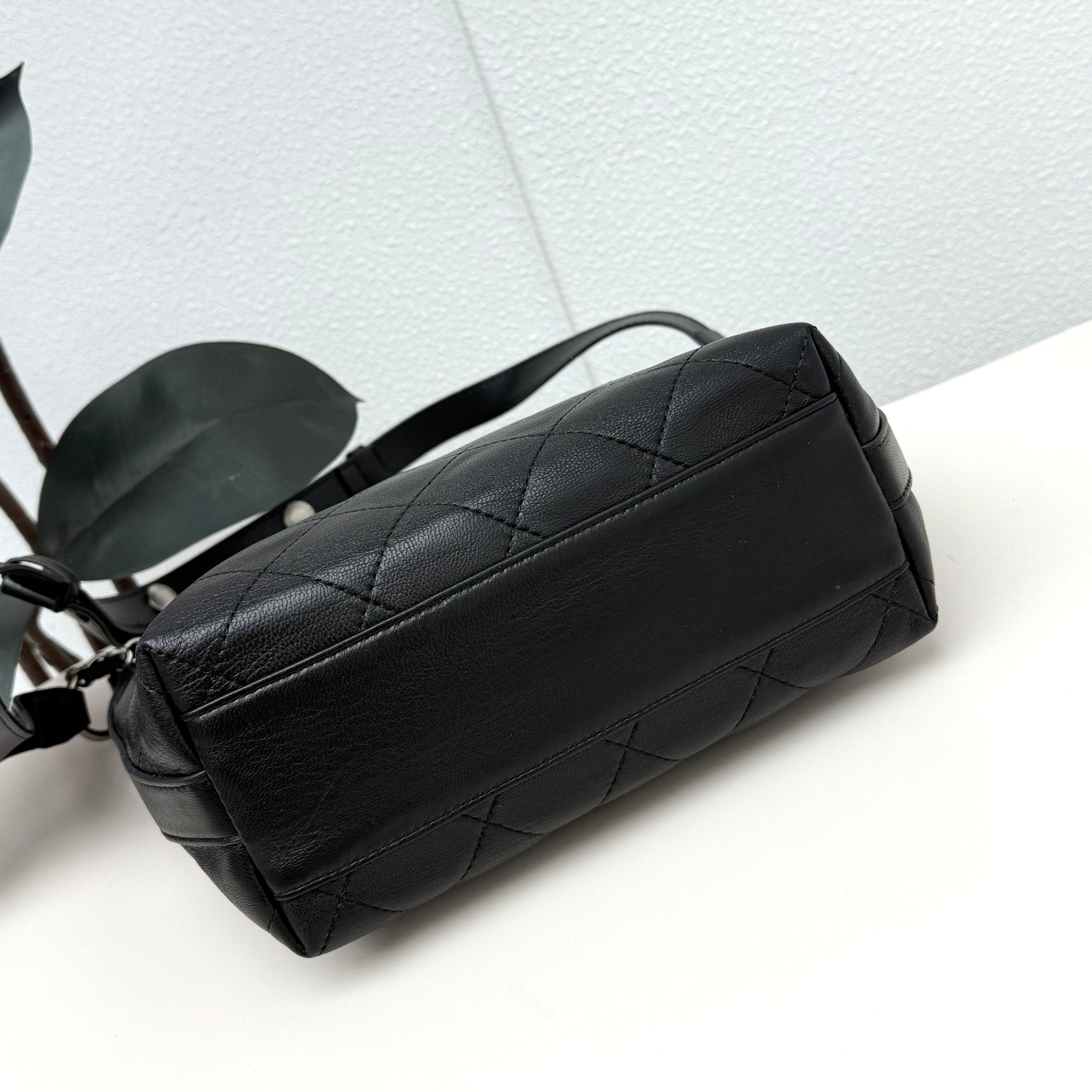 155NC68B Popular    leather bag