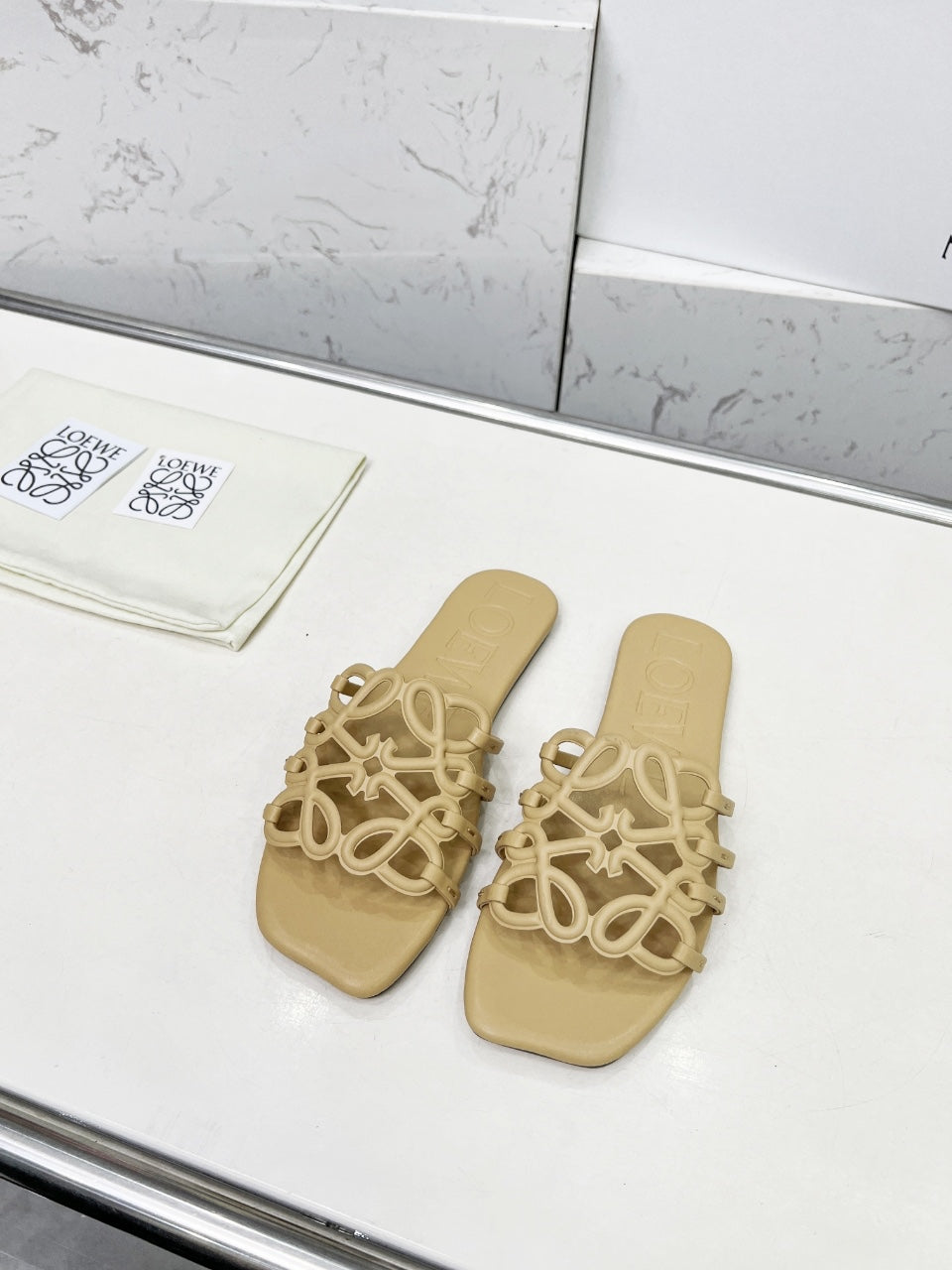 Z2X66A23 Popular high-quality leather Shoes