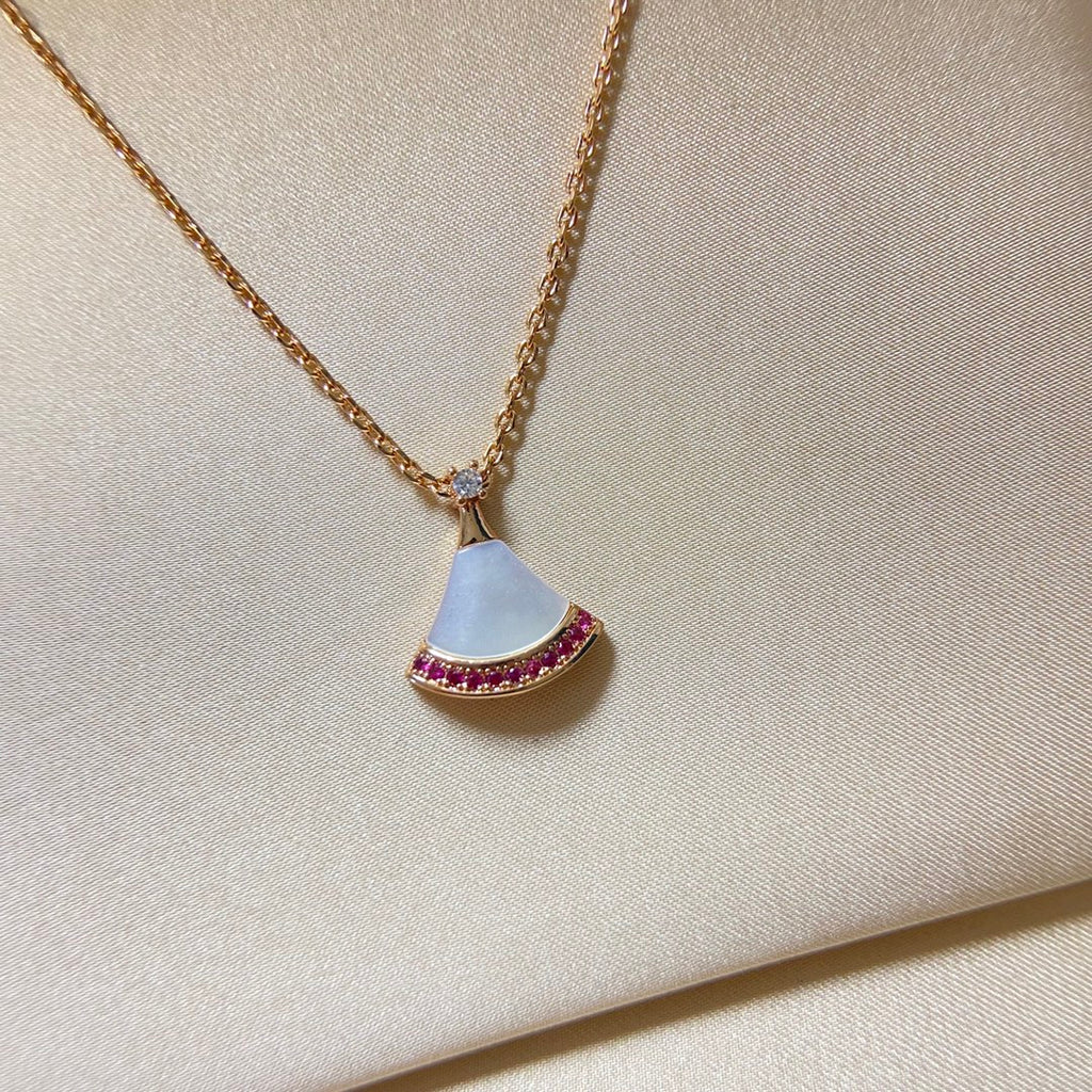 55QS409X Popular Necklaces