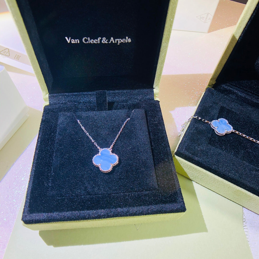 5XVA184X Popular 1 flower necklace