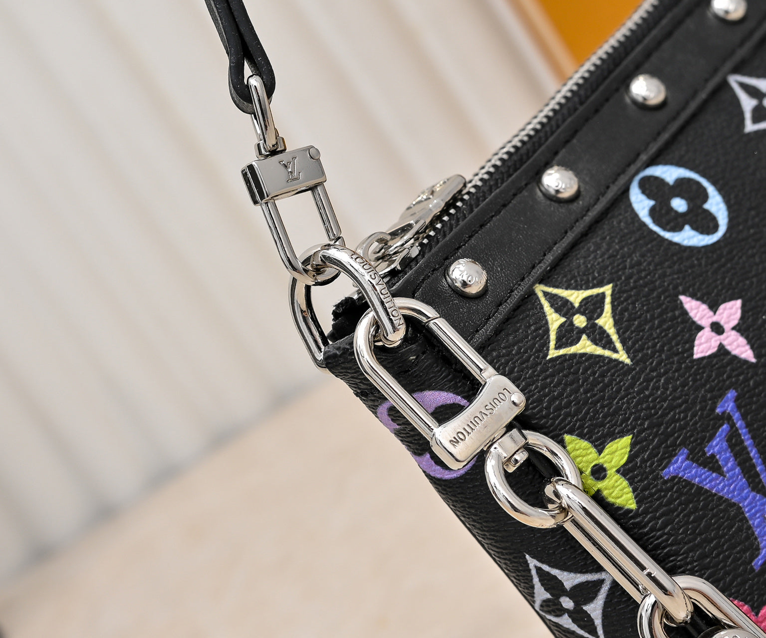 15XE12B Popular leather bag