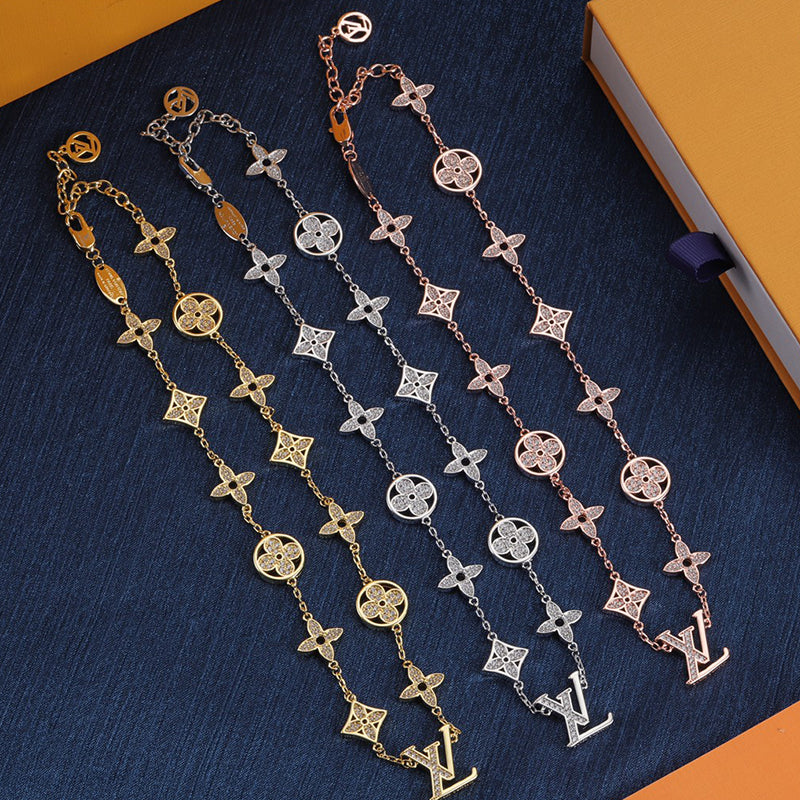 14E425X  Popular   Necklaces