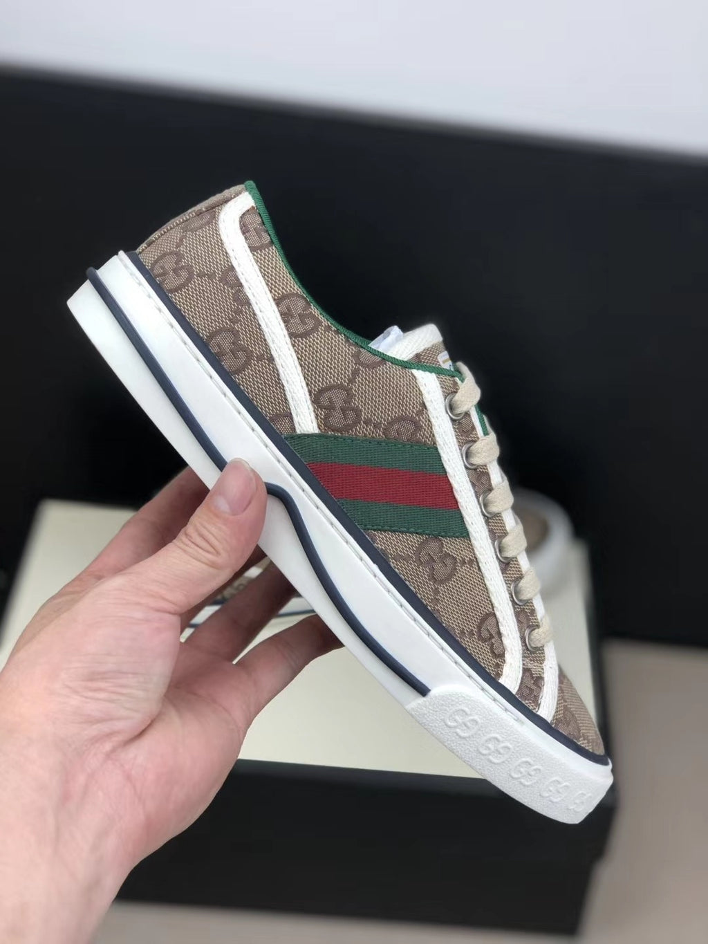 285RB8Z  Popular high-quality shoes