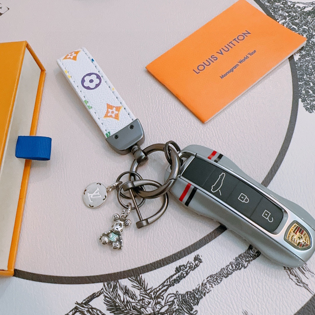 35ZE66A Popular bag 's charms accessories