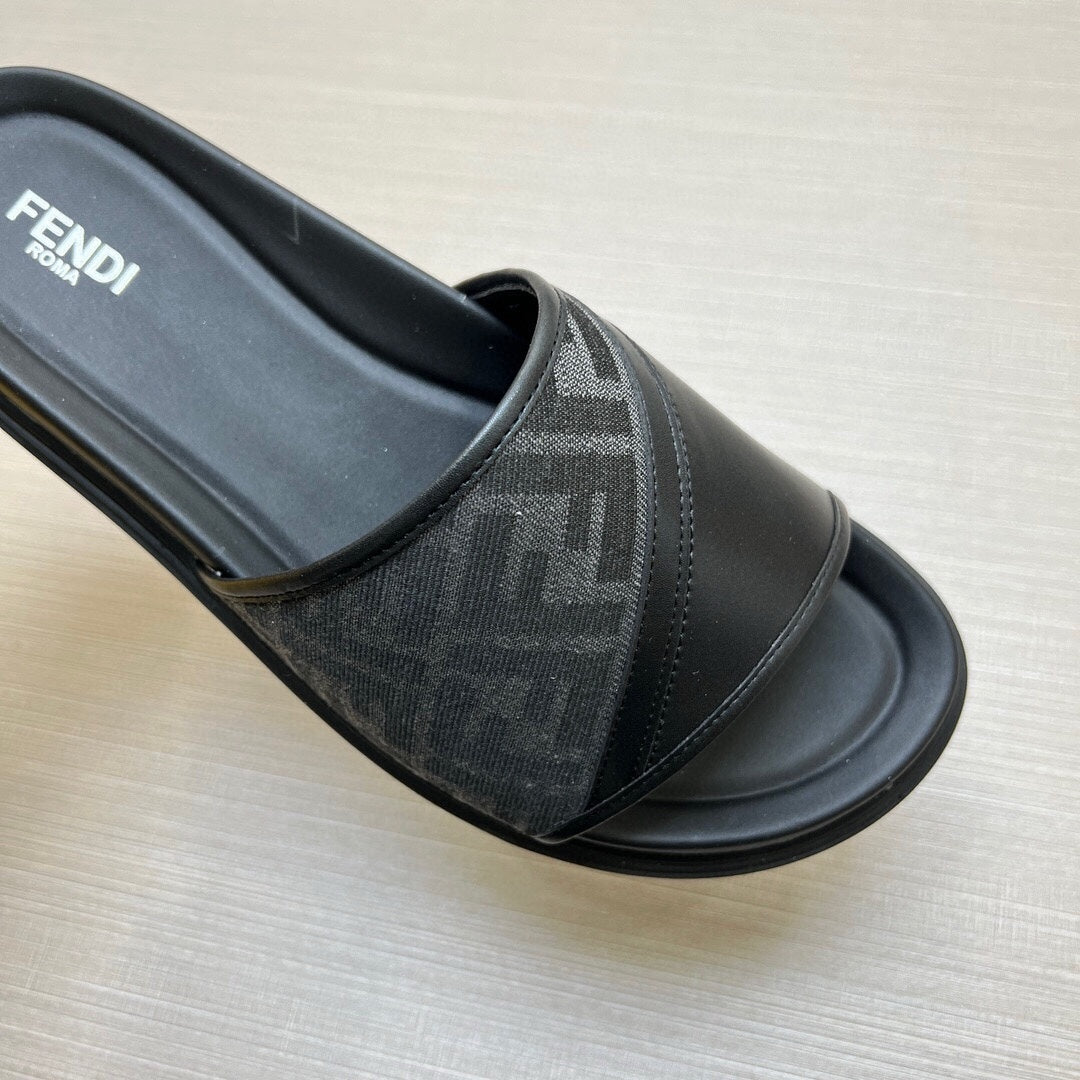 5LF223Z Popular Slippers