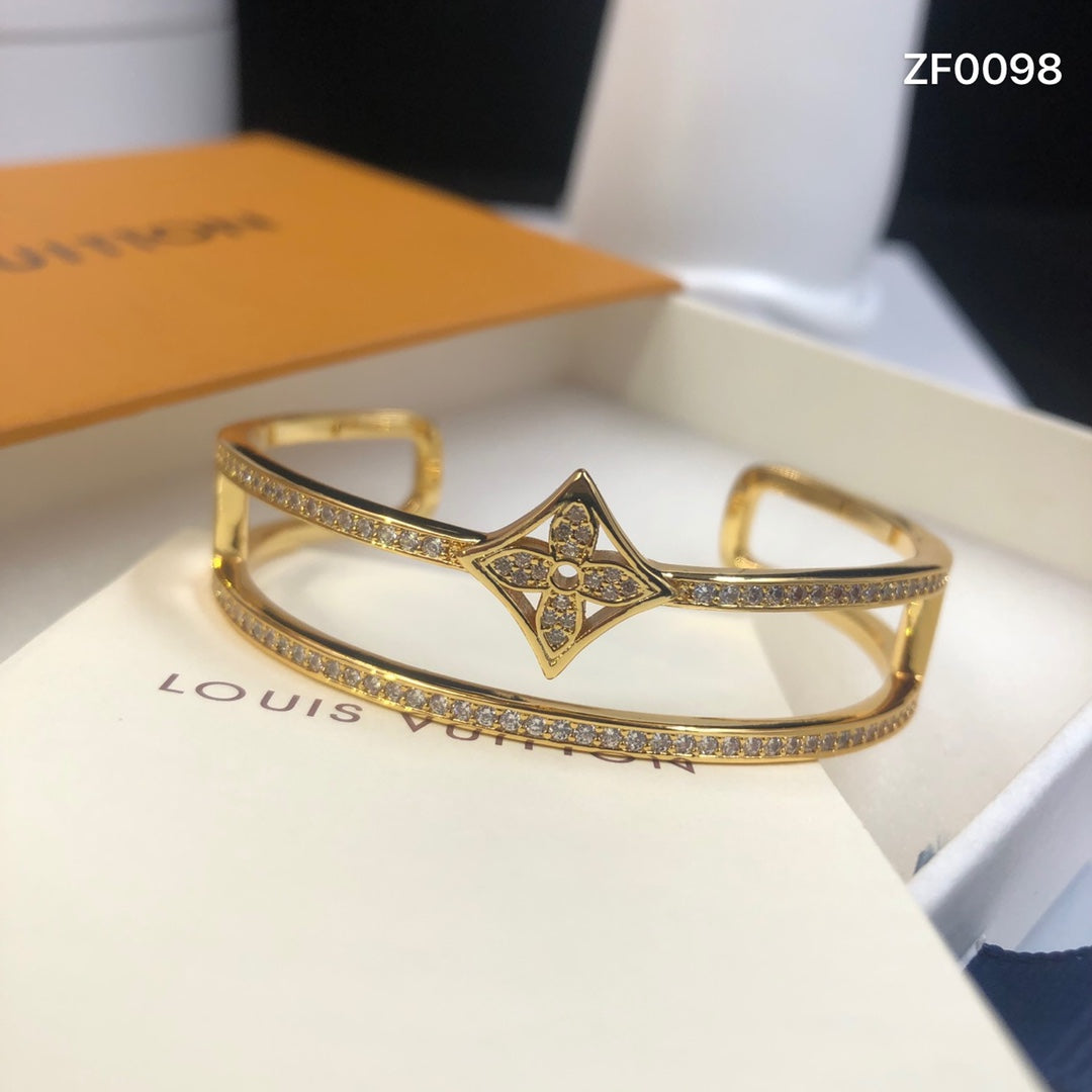1YE348K  Popular Bracelets