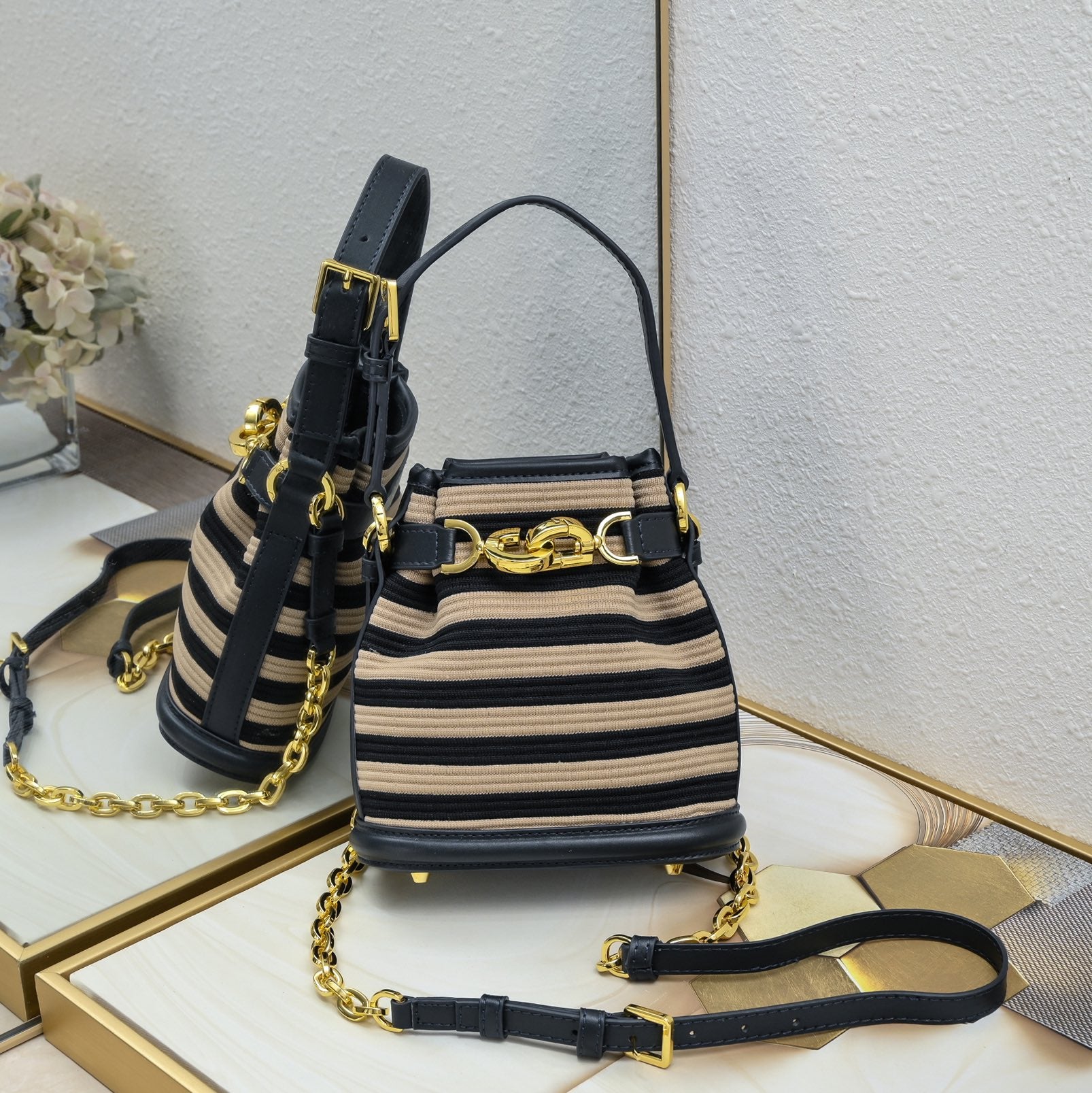2XD370B Popular    leather bag 