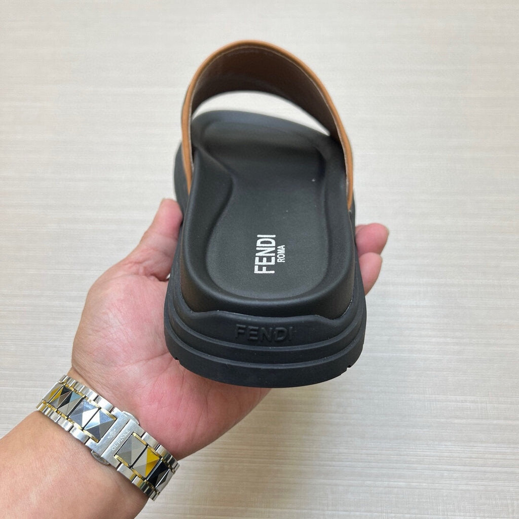 5LF223Z Popular Slippers