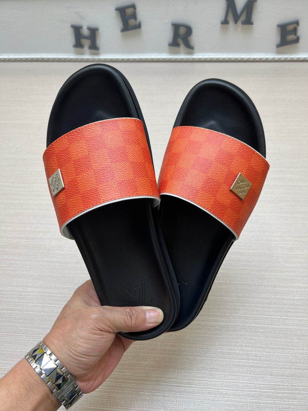 54E69Z Popular slippers