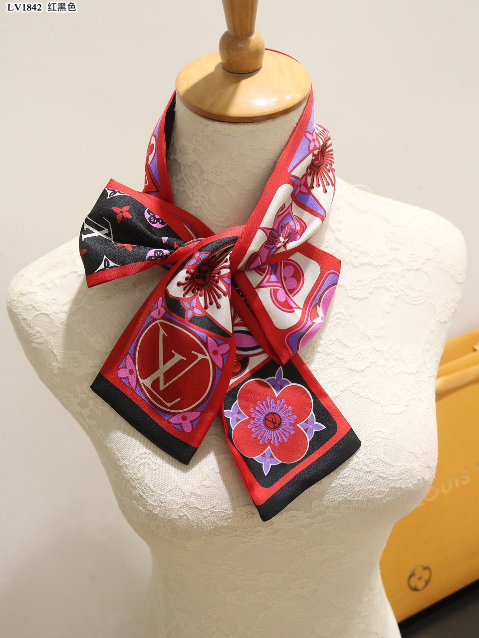 1ZE192W Popular Silk Scarve