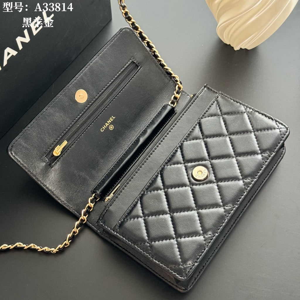 B1X66C17 Popular leather bag