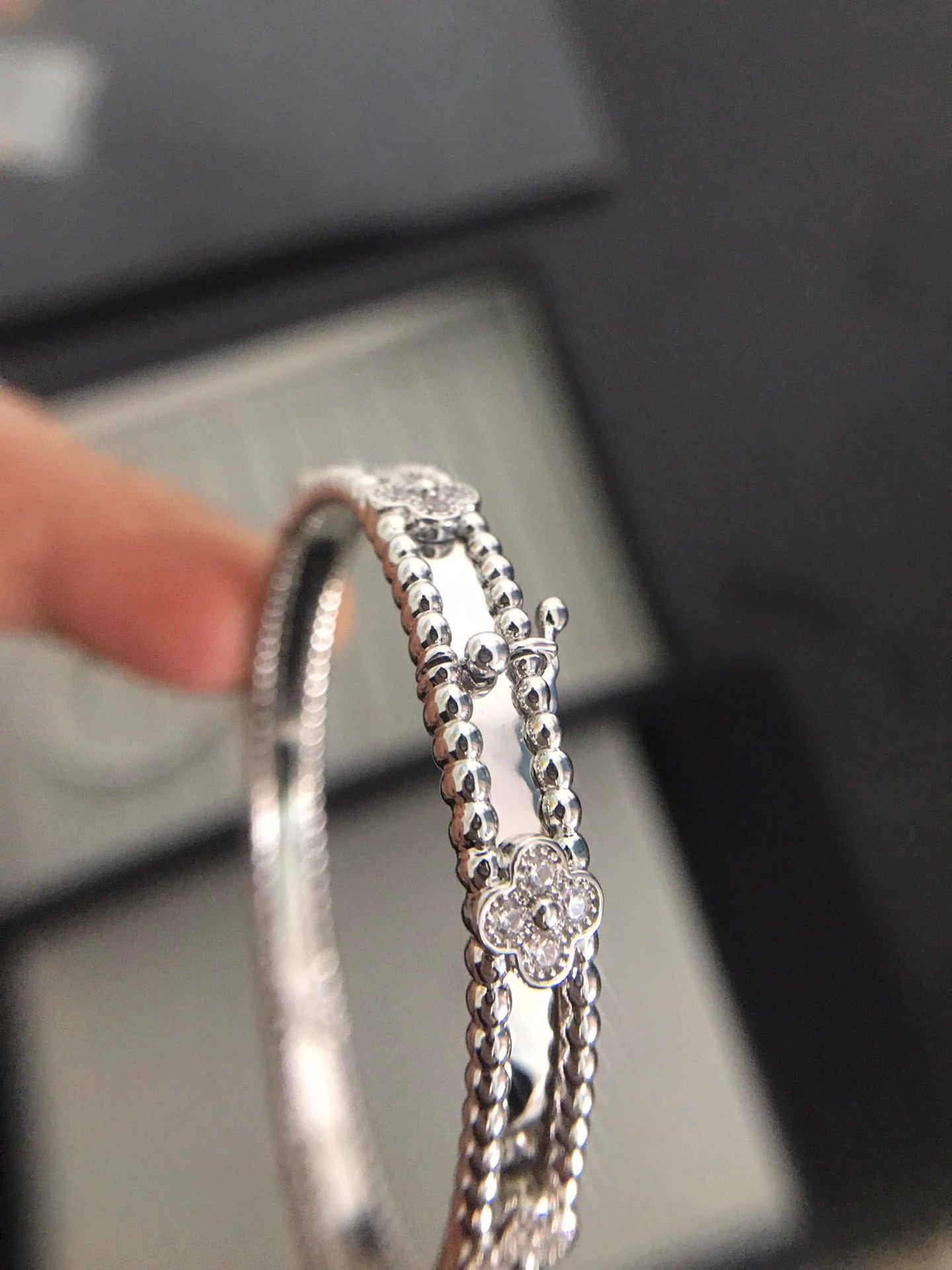 55QVC81K  Popular Bracelets