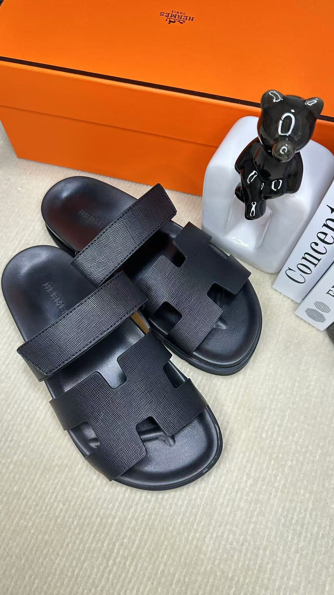 255QH26Z Popular leather shoes