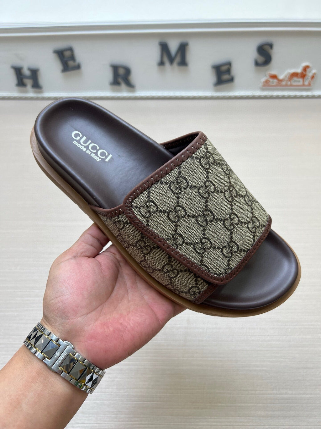 5LB231Z Popular Slippers