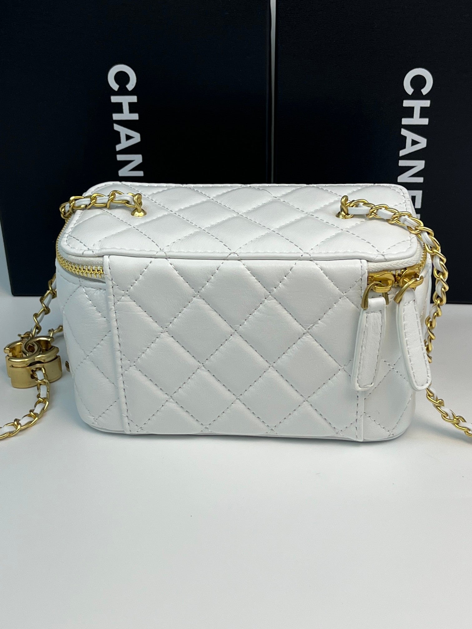 136PC83B Popular leather bag