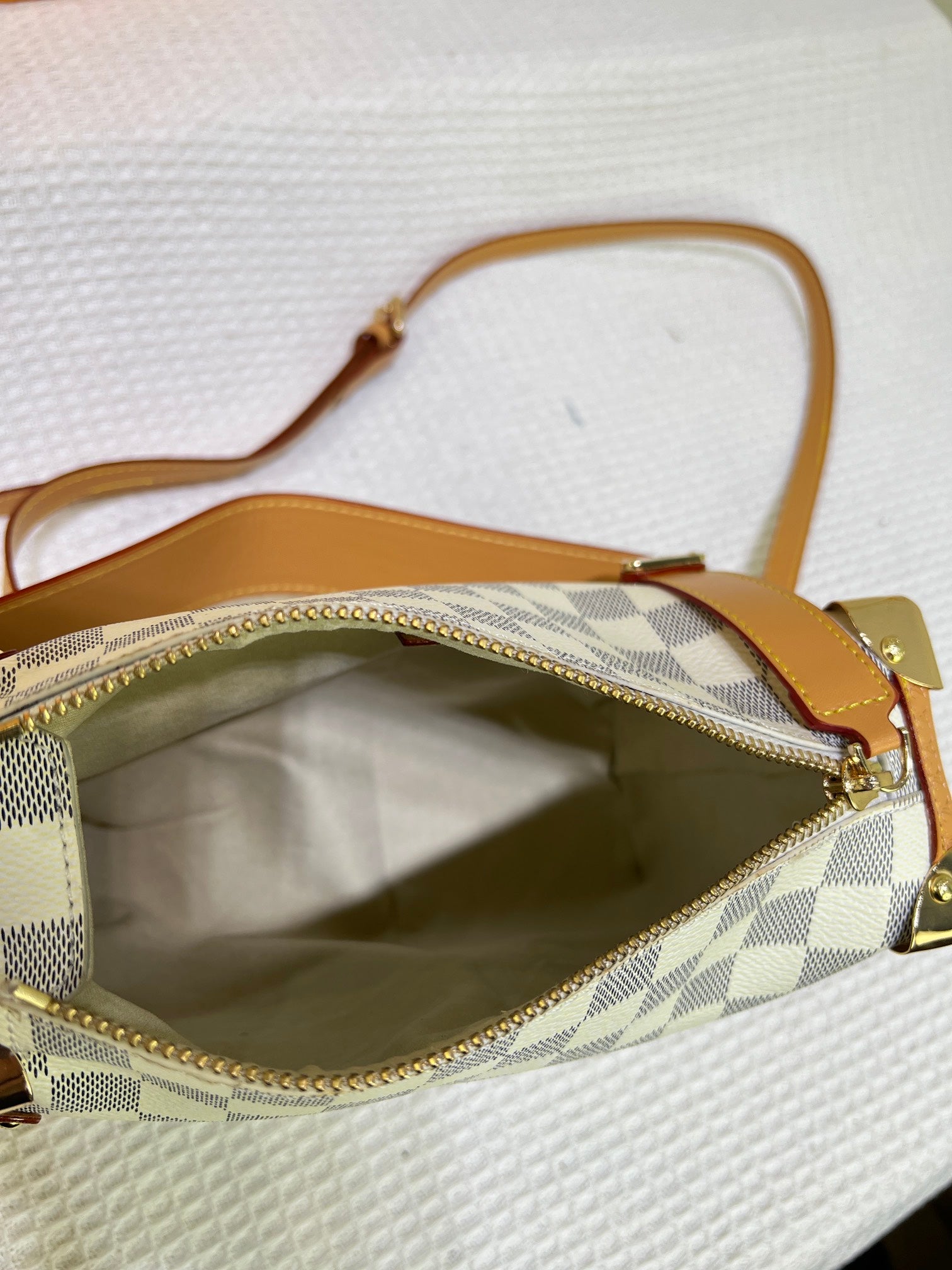 155NE18B Popular    leather bag