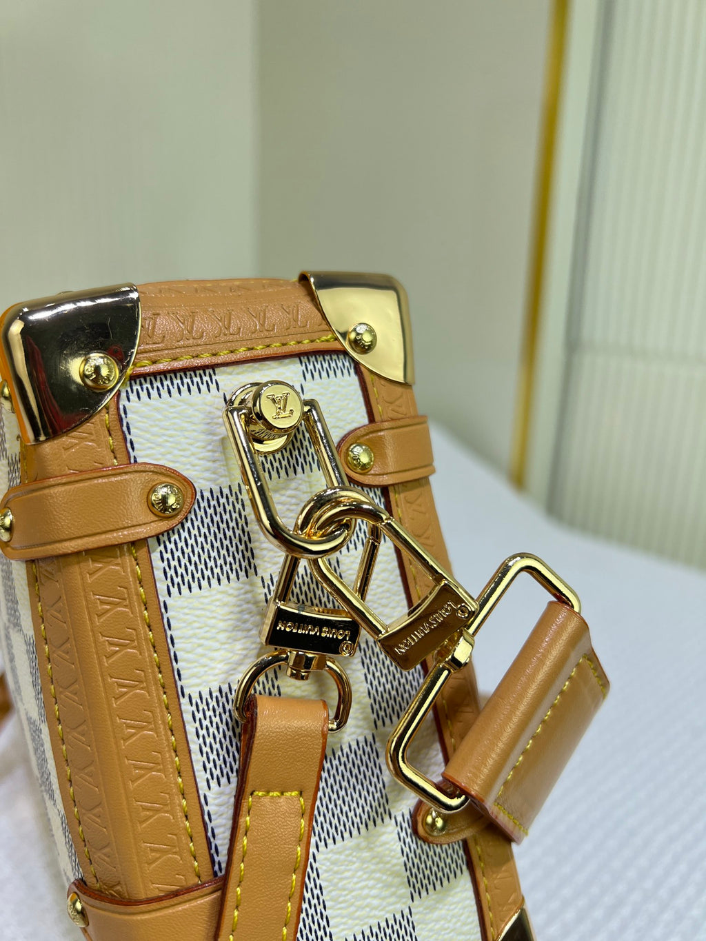 155NE18B Popular    leather bag