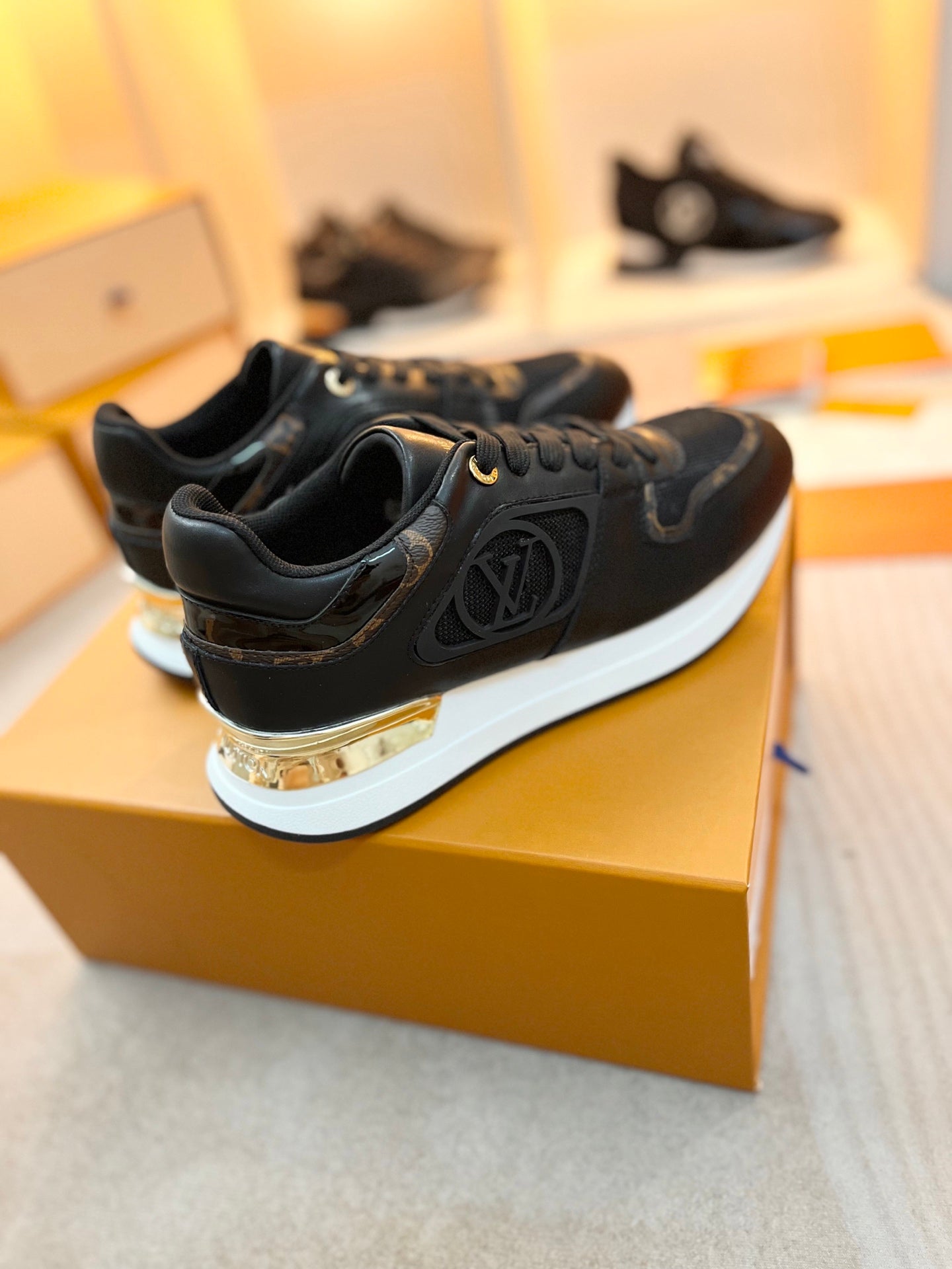 236PE58Z Popular high-quality leather Shoes